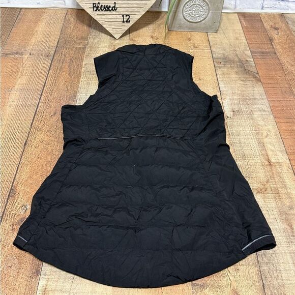 Lululemon black goose down vest *missing logo on back* - Picture 2 of 13